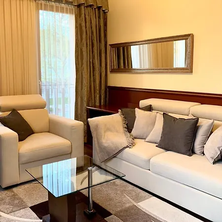 شقة A01 Setany-silverine Apartmanhaz-orzoett Parkoloval *